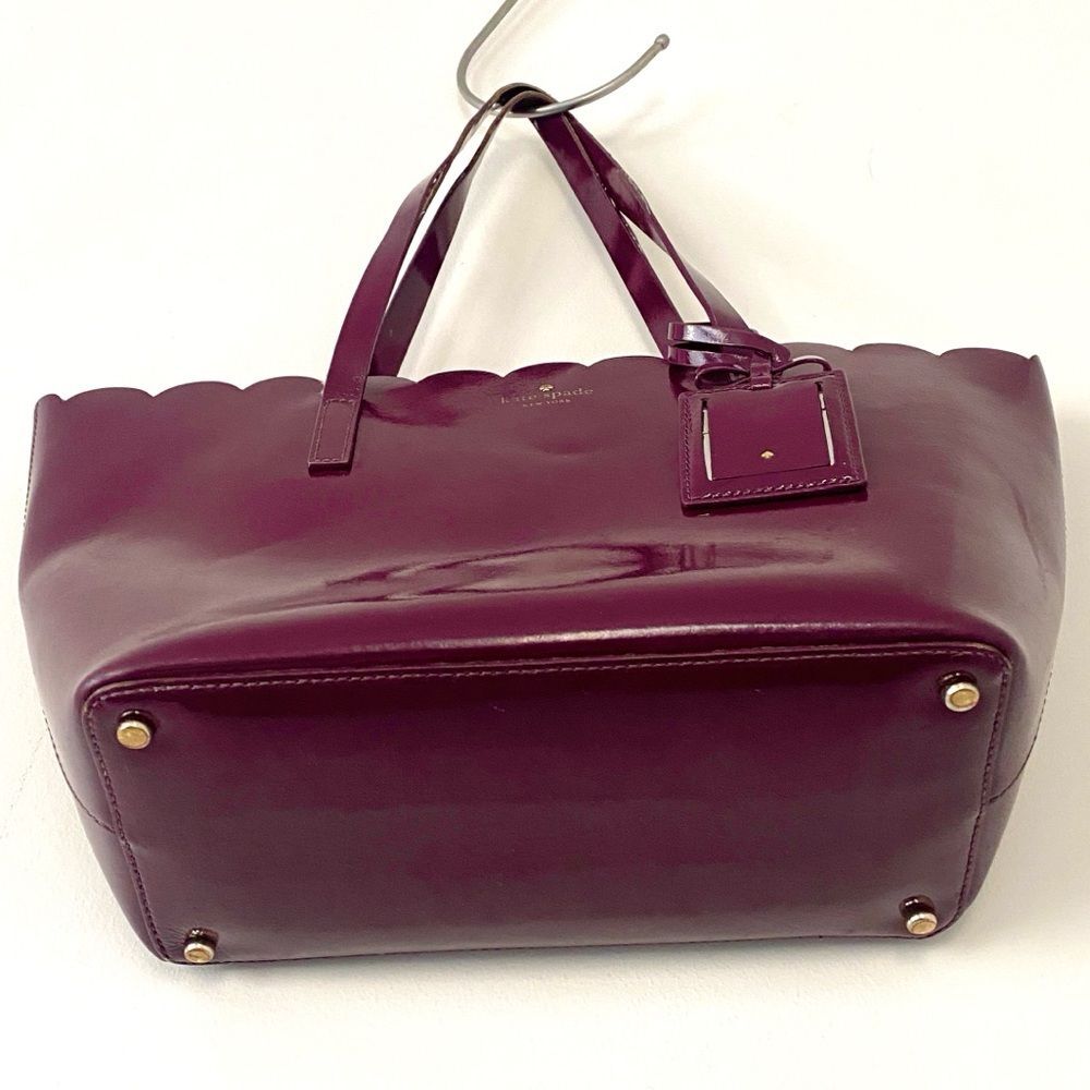 Kate Spade Lily Avenue Carrigan Leather Scallop-Edged Tote Burgundy Bag Tag Chic - Picture 7 of 12